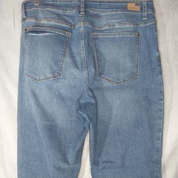 Judy Blue Slim Fit Stretch Jeans - Picture 9 of 12